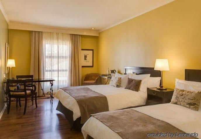 Protea By Marriott Hotel 4*